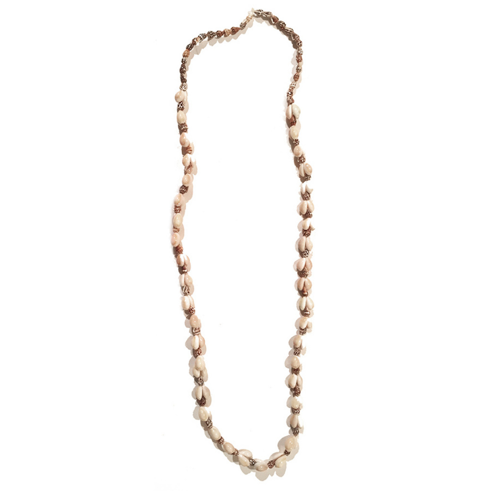Sea shell necklace, New without tags. Beautiful ! - Picture 3 of 4